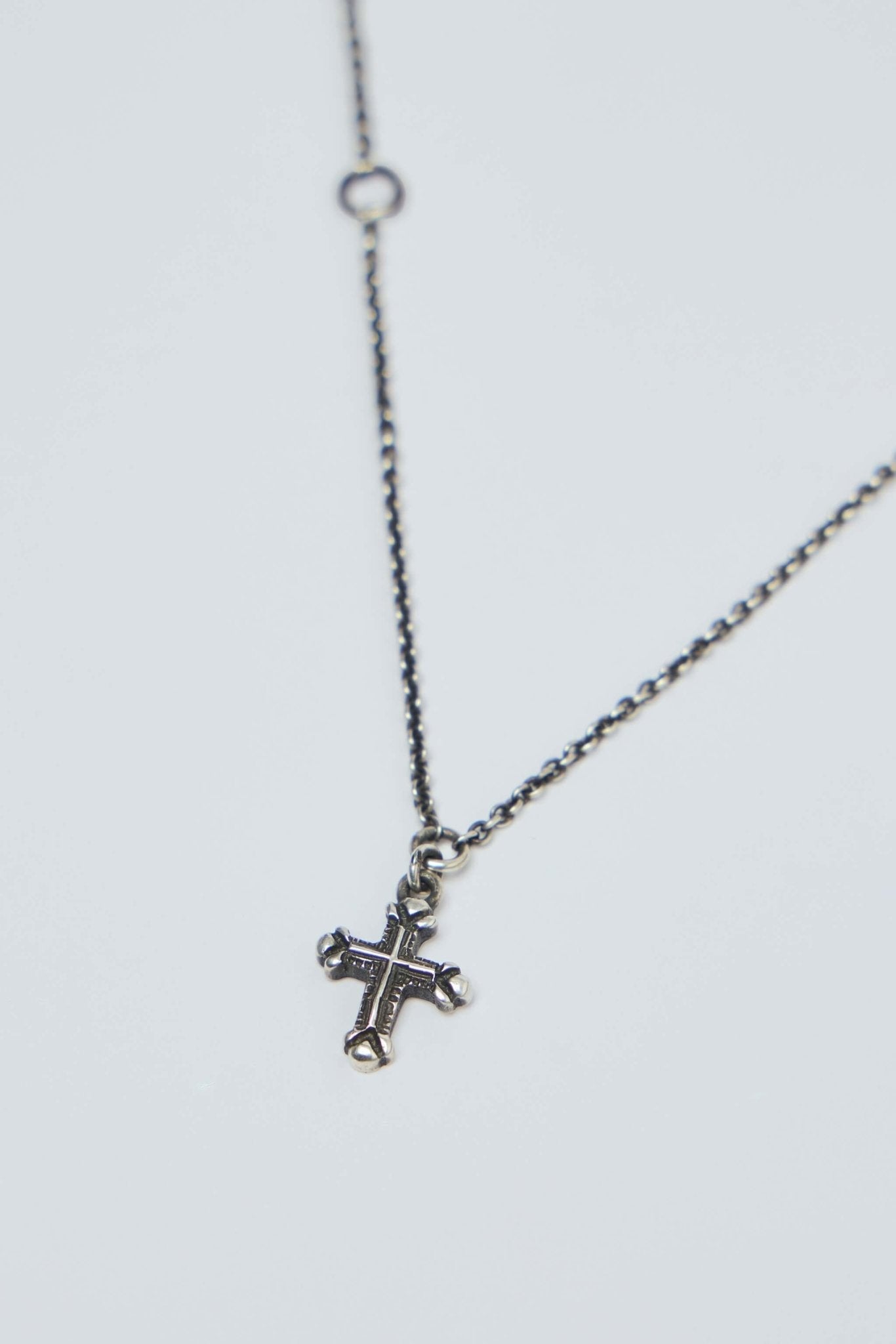 Chain Mini Cross