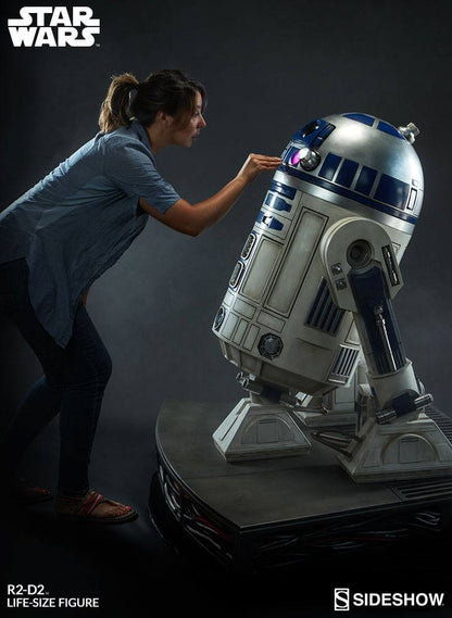 Star Wars - R2-D2 Life-Size Statue | Sideshow
