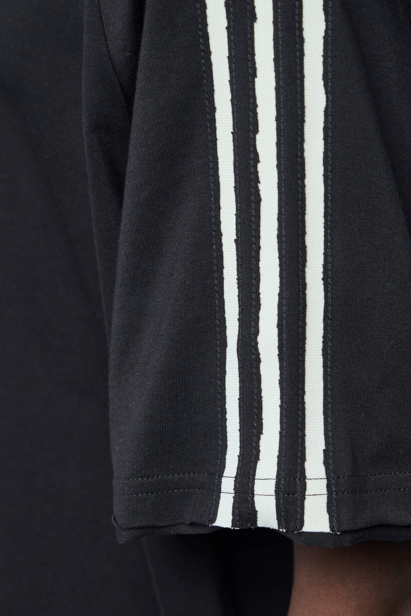 Raw Edge 3-stripes Short Sleeve Tee