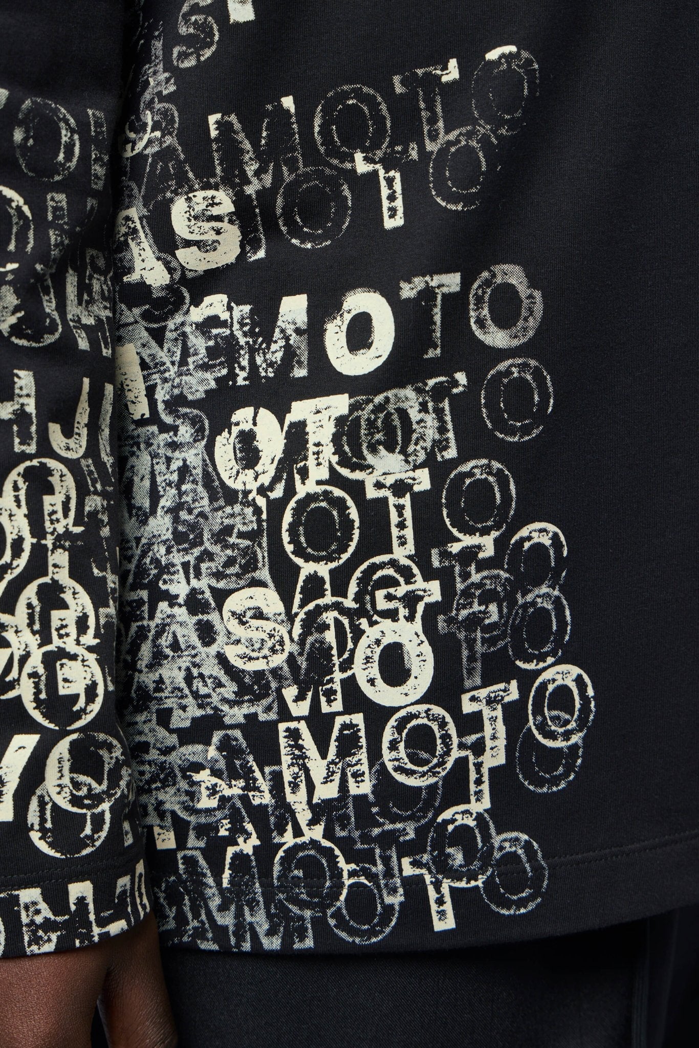 U Gfx Ls Tee