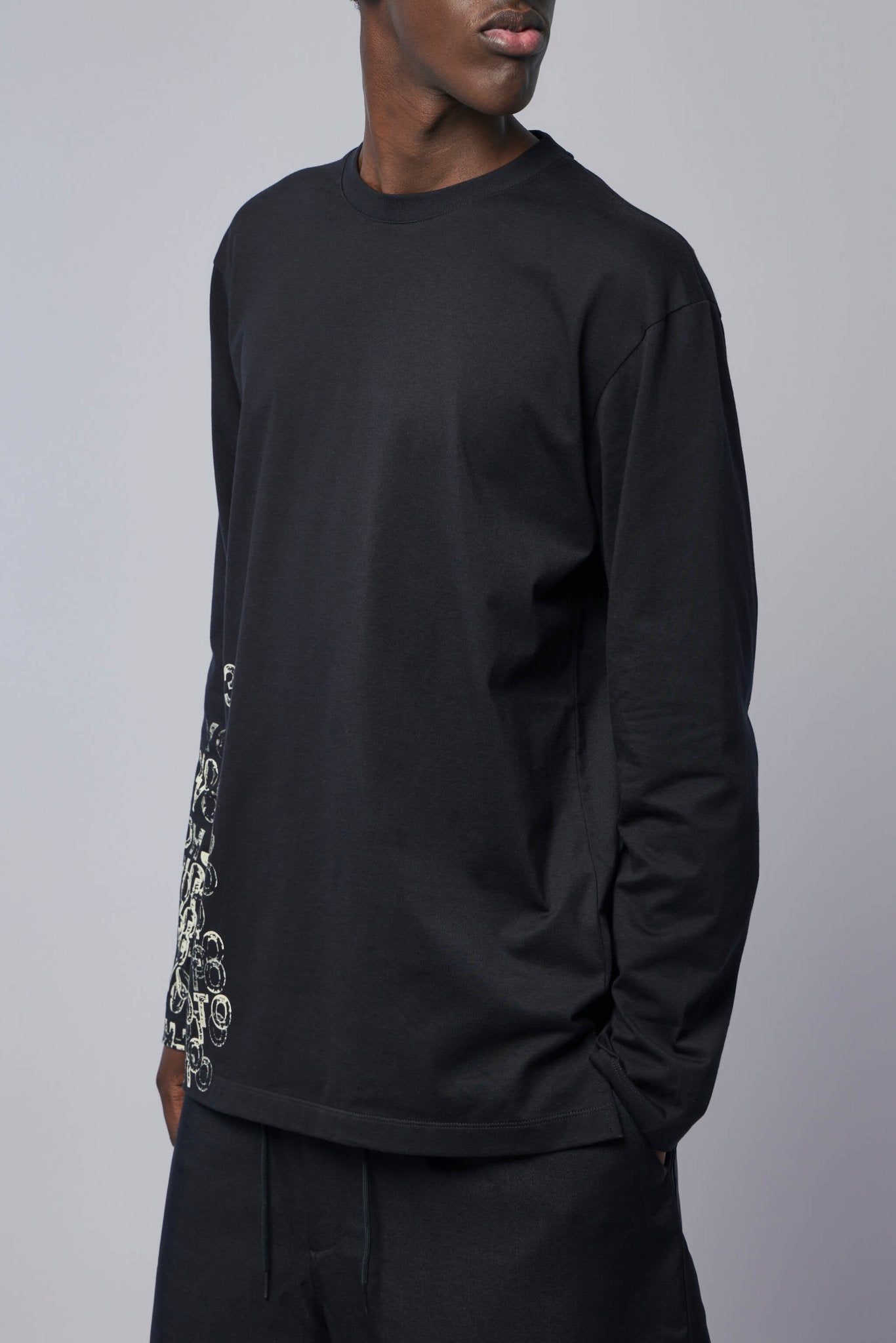 U Gfx Ls Tee