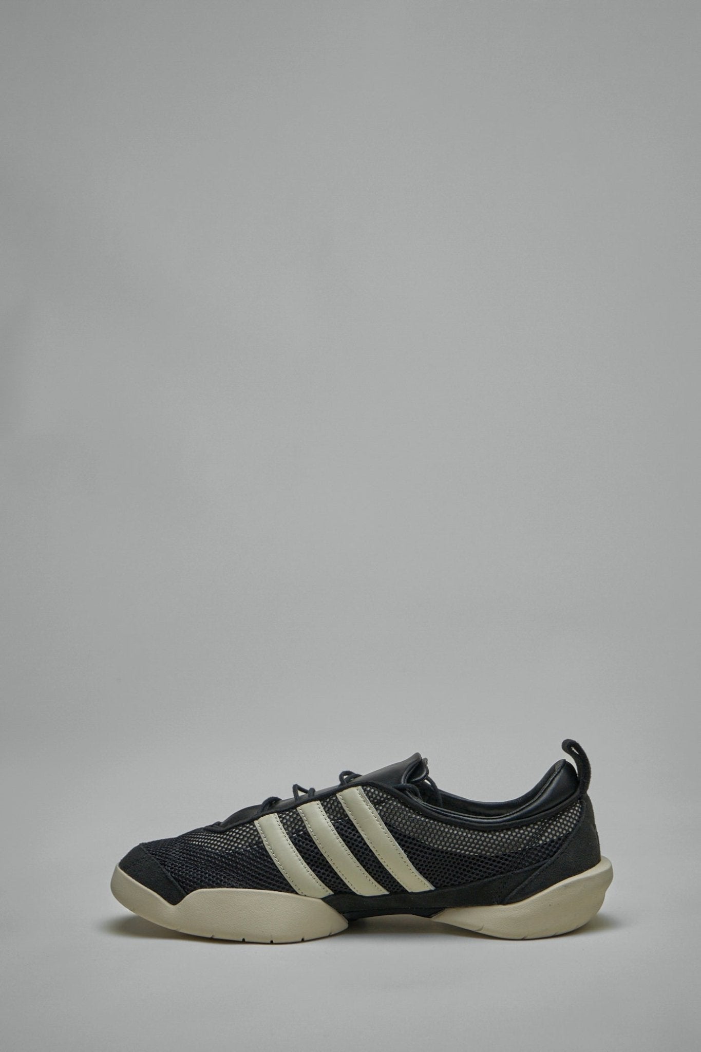 Regu Low Top Sneakers